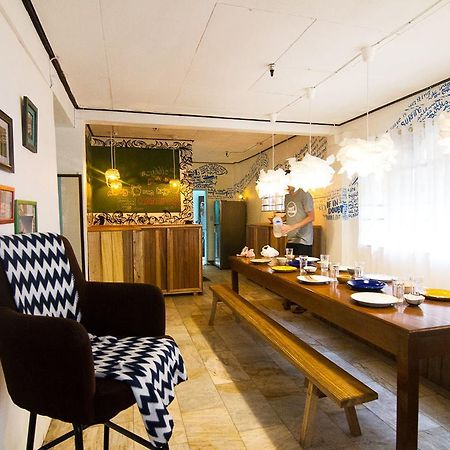 Go Surfari House Hostel Baler Bagian luar foto