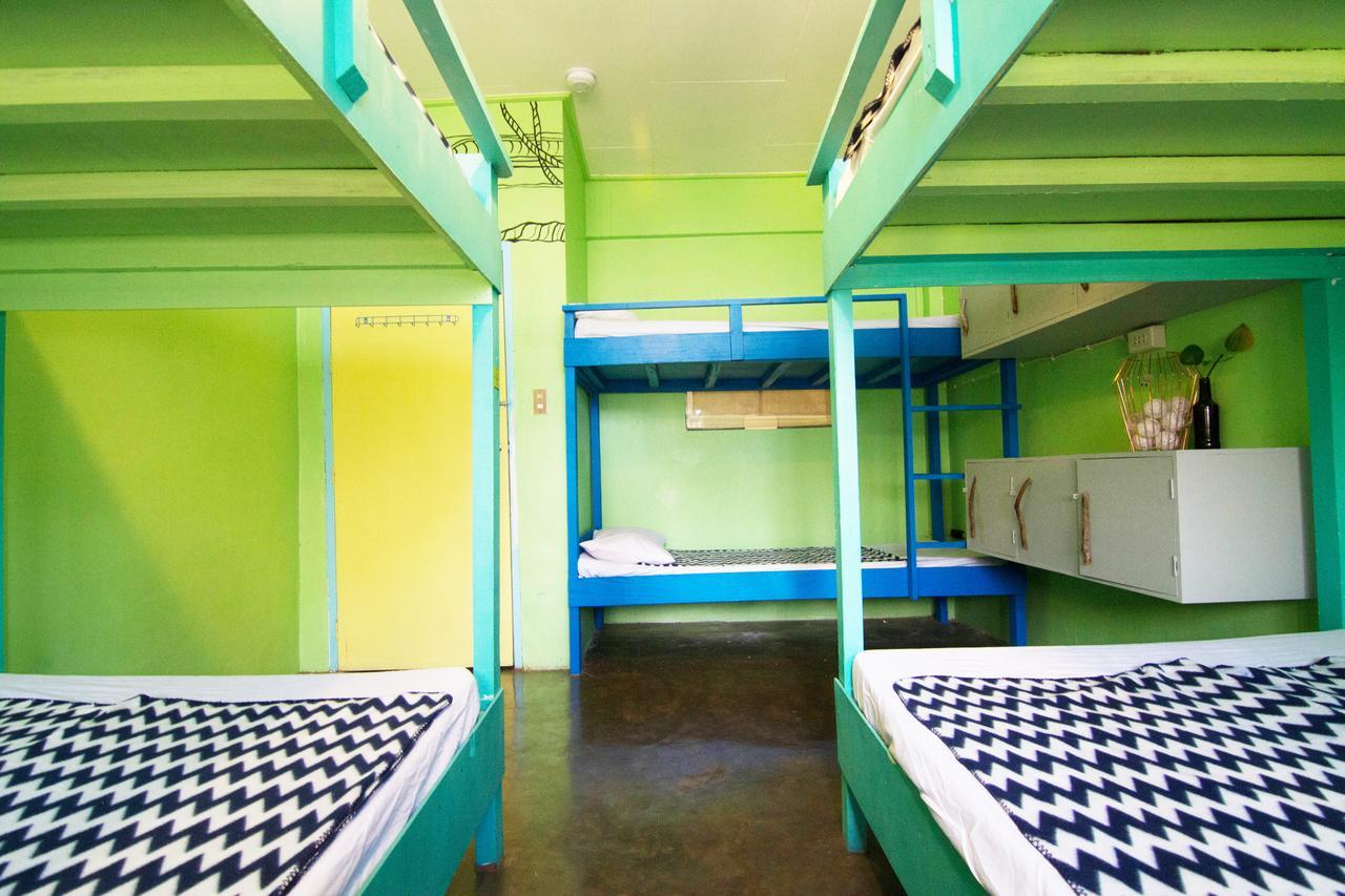 Go Surfari House Hostel Baler Bagian luar foto