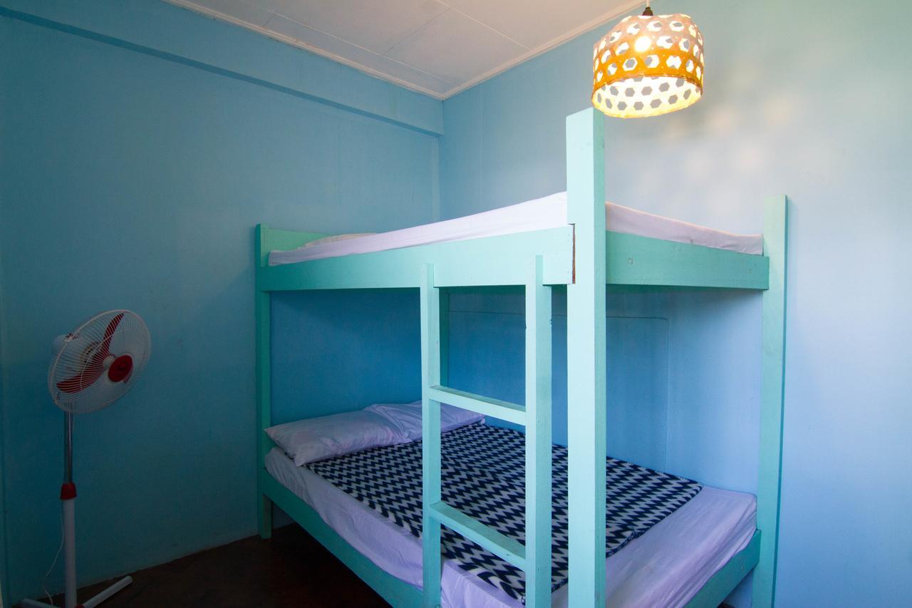 Go Surfari House Hostel Baler Bagian luar foto